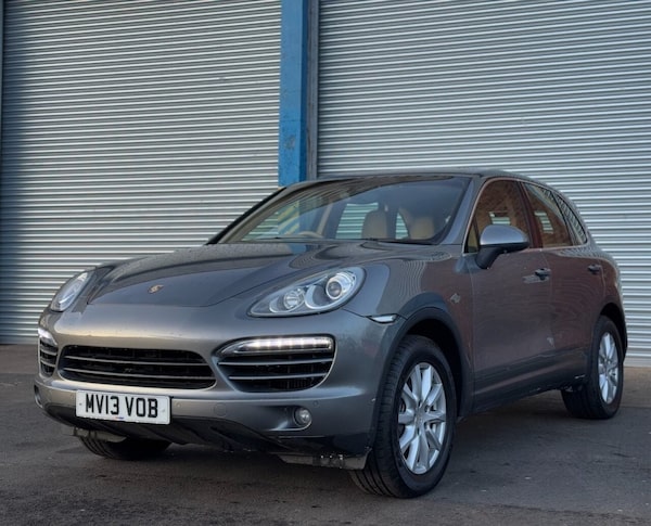 Used Porsche Cayenne 2013 for sale - 75515820: Photo 2