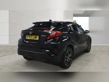 Used Toyota C-HR 2017 for sale - 79777565: Photo