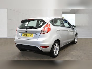 Used Ford Fiesta 2015 for sale - 79530414: Photo