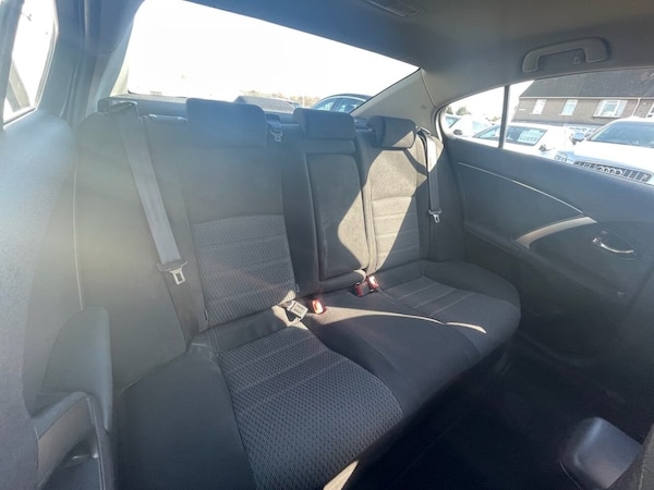 Used Toyota Avensis 2014 for sale - 70745023: Photo 10
