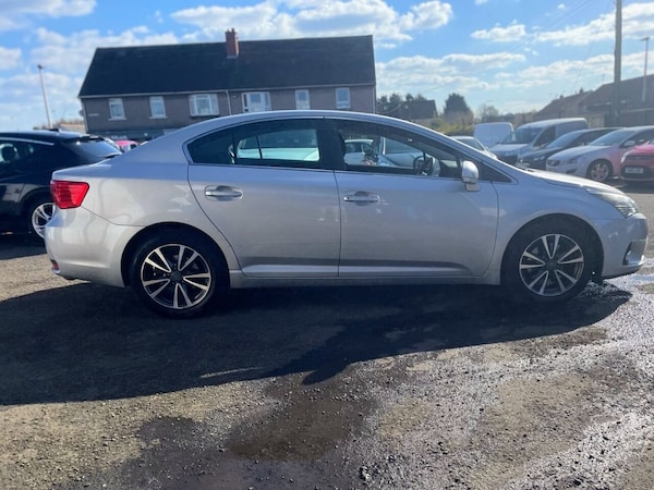 Used Toyota Avensis 2014 for sale - 70745023: Photo 3