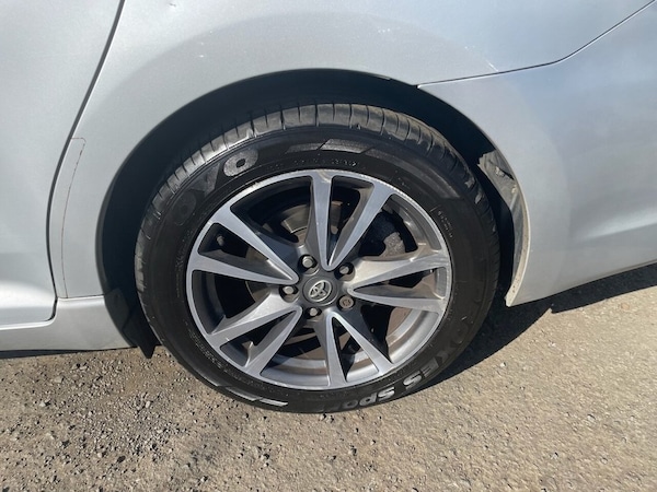 Used Toyota Avensis 2014 for sale - 70745023: Photo 9
