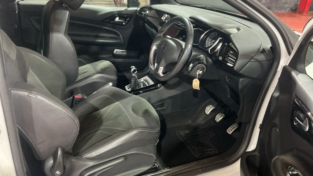 Used DS Automobiles DS 3 2016 for sale - 78212939: Photo 9