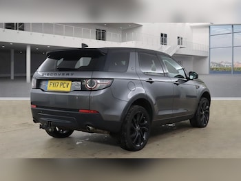Used Land Rover Discovery Sport 2017 for sale - 77642187: Photo