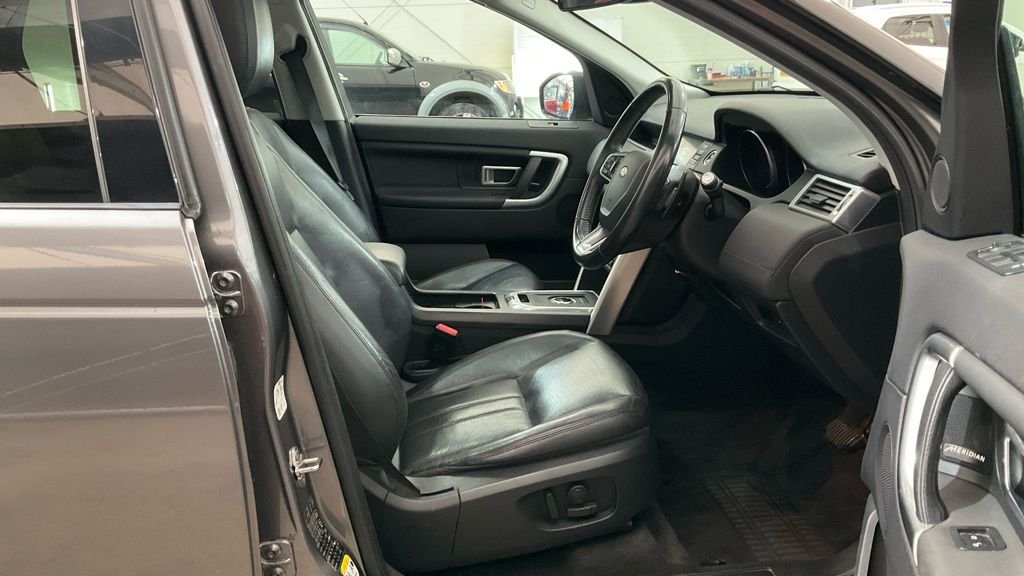 Used Land Rover Discovery Sport 2017 for sale - 77642187: Photo 9
