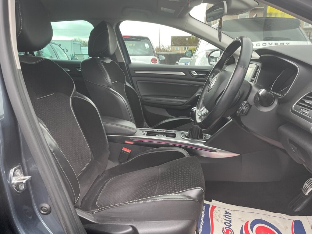 Used Renault Megane 2018 for sale - 77397315: Photo 8