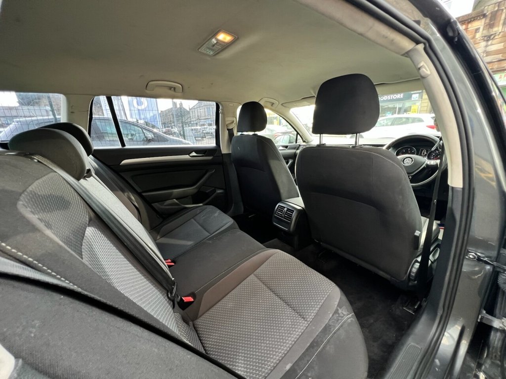 Used Volkswagen Passat 2015 for sale - 77037678: Photo 17