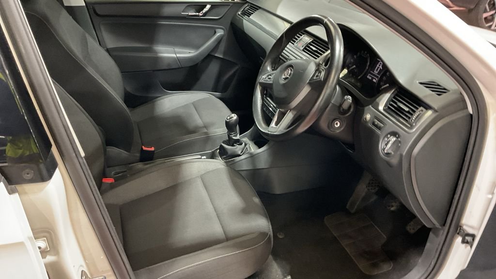 Used Skoda Rapid Spaceback 2014 for sale - 77014214: Photo 11