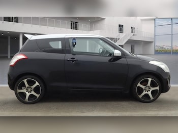 Used Suzuki Swift 2014 for sale - 77666903: Photo