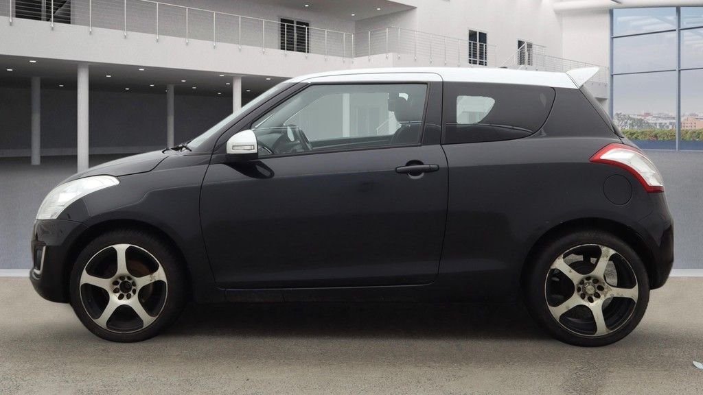 Used Suzuki Swift 2014 for sale - 77666903: Photo 5