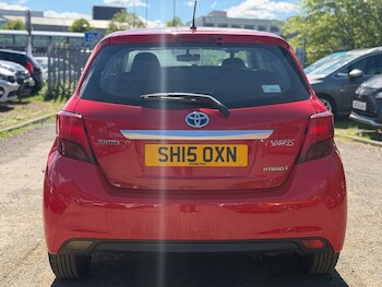Used Toyota Yaris 2015 for sale - 78582544: Photo