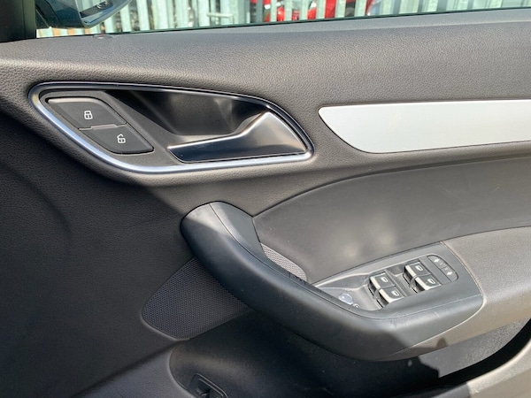 Used Audi Q3 2015 for sale - 75680967: Photo 33