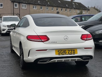Used Mercedes-Benz C Class 2016 for sale - 77477384: Photo