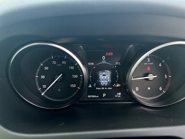 Used Land Rover Discovery Sport 2016 for sale - 75527530: Photo 10