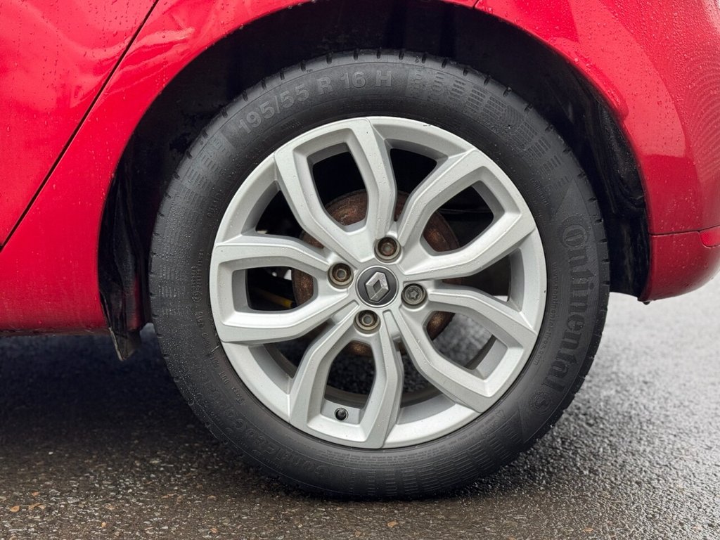 Used Renault Clio 2017 for sale - 76934530: Photo 14