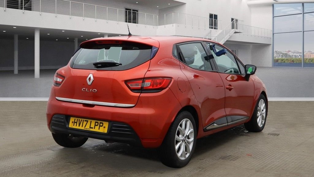 Used Renault Clio 2017 for sale - 76934530: Photo 4