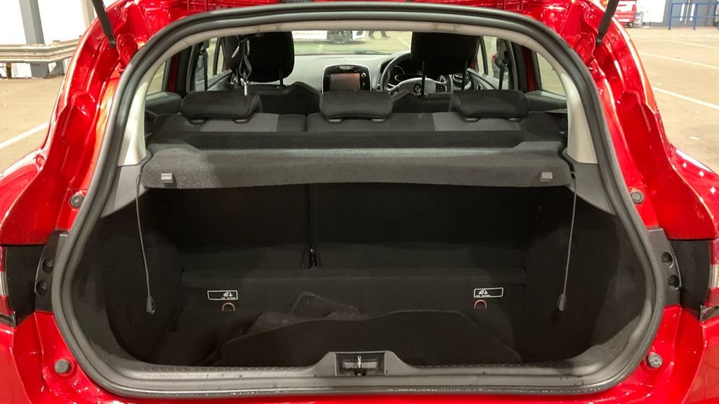 Used Renault Clio 2017 for sale - 76934530: Photo 7