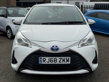 Used Toyota Yaris 2018 for sale - 79449906: Photo