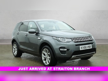 Used Land Rover Discovery Sport 2018 for sale - 77620857: Photo