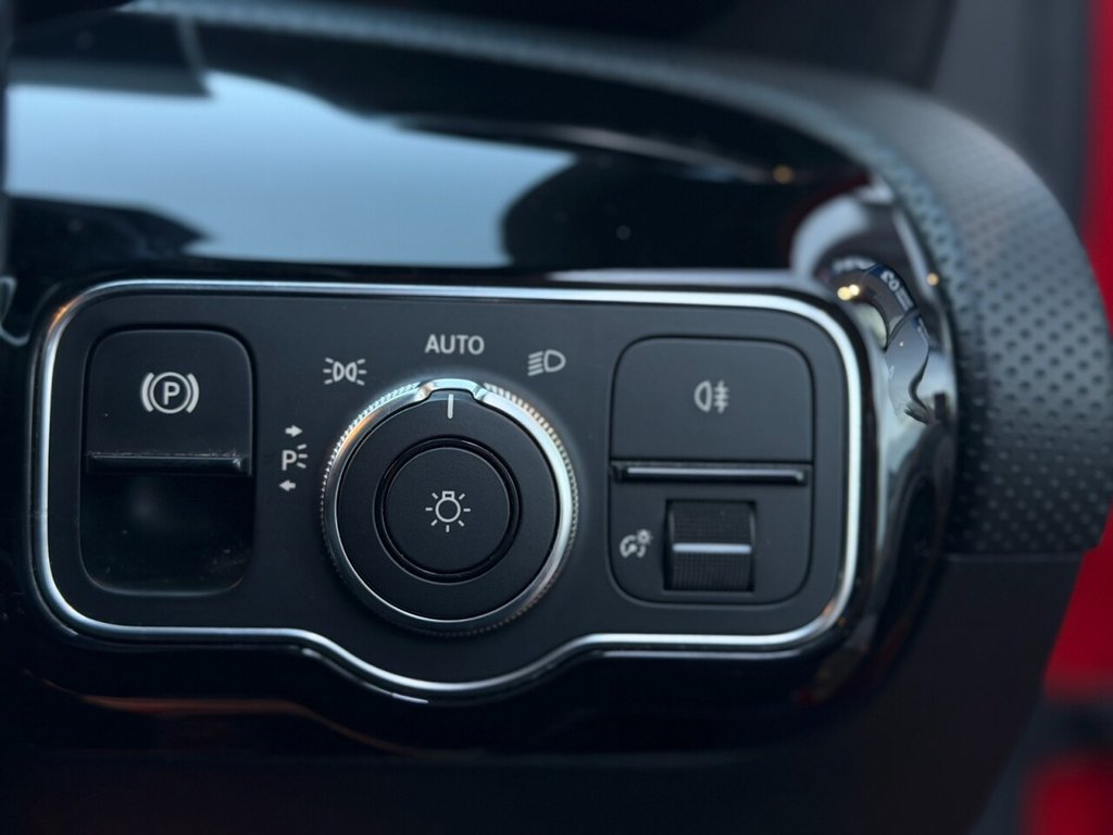 Used Mercedes-Benz A-Class 2019 for sale - 77919608: Photo 17