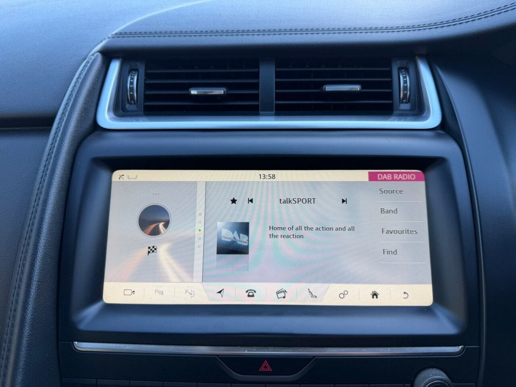 Used Jaguar E-Pace 2018 for sale - 78200023: Photo 32