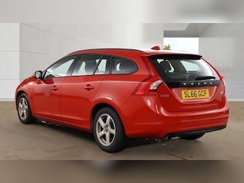 Used Volvo V60 2017 for sale - 79470258: Photo
