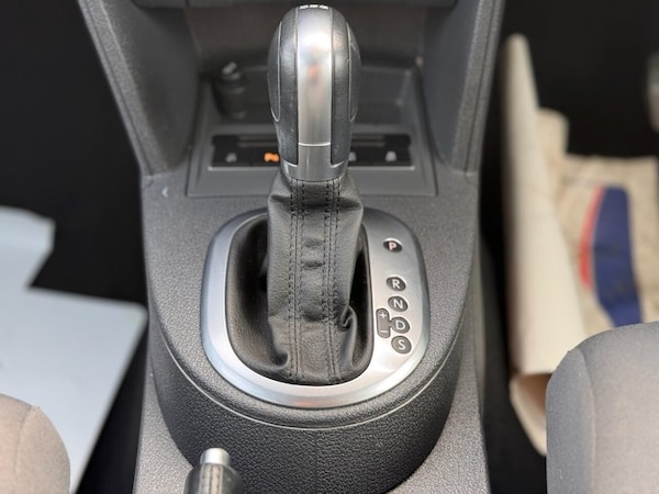 Used Volkswagen Touran 2015 for sale - 75320588: Photo 21