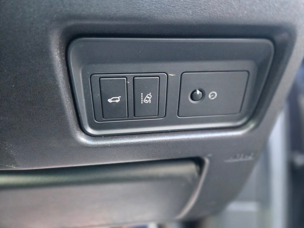 Used Land Rover Discovery Sport 2016 for sale - 77904790: Photo 16