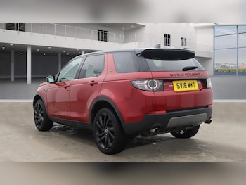 Used Land Rover Discovery Sport 2018 for sale - 76655455: Photo