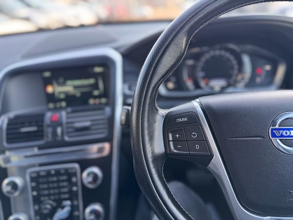 Used Volvo XC60 2016 for sale - 74968678: Photo 25