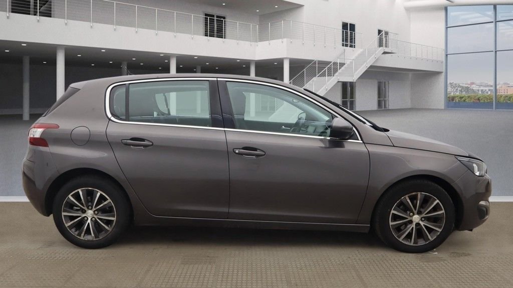 Used Peugeot 308 2016 for sale - 77780059: Photo 17