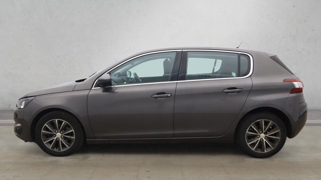 Used Peugeot 308 2016 for sale - 77780059: Photo 6