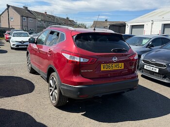 Used Nissan Qashqai 2015 for sale - 79254074: Photo