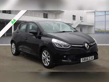 Used Renault Clio 2016 for sale - 77976342: Photo