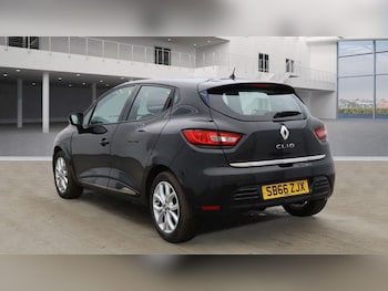Used Renault Clio 2016 for sale - 77976342: Photo