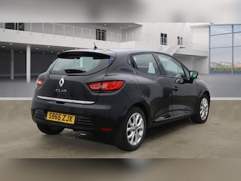 Used Renault Clio 2016 for sale - 77976342: Photo