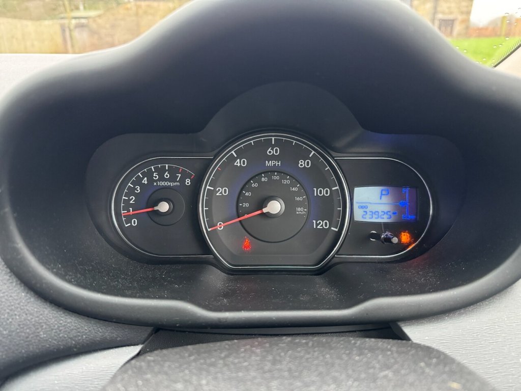 Used Hyundai i10 2013 for sale - 77014520: Photo 18