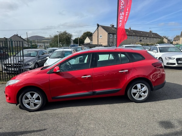 Used Renault Megane 2011 for sale - 75682630: Photo 3