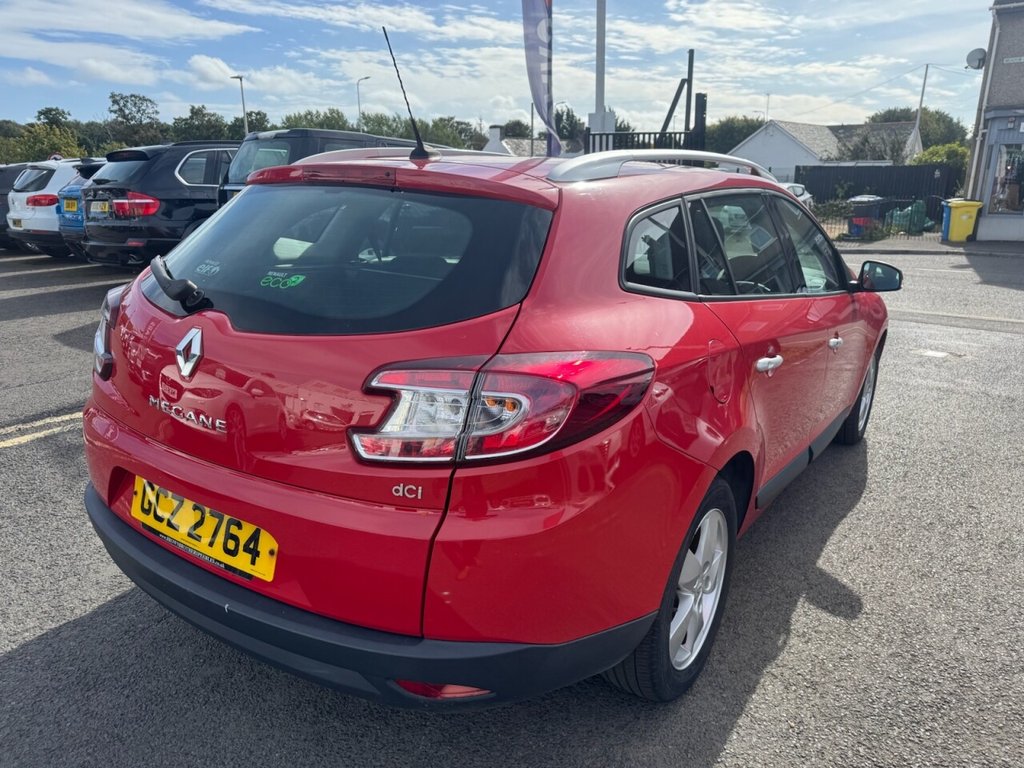 Used Renault Megane 2011 for sale - 75682630: Photo 5