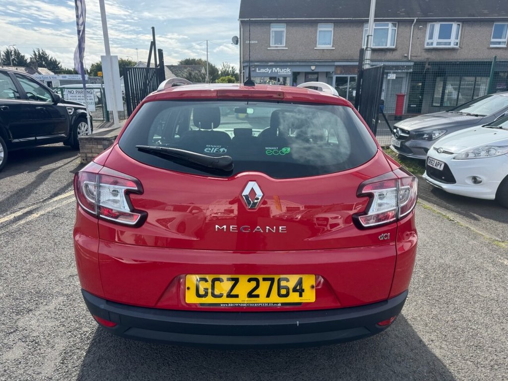 Used Renault Megane 2011 for sale - 75682630: Photo 6