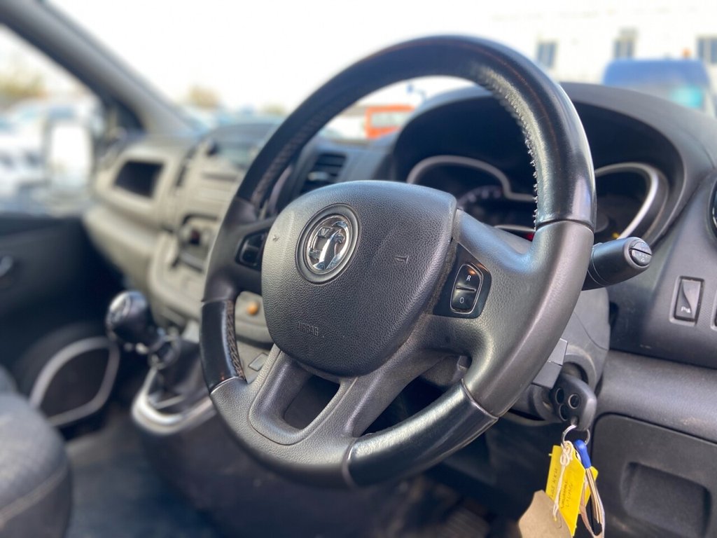 Used Vauxhall Vivaro 2015 for sale - 77436617: Photo 13