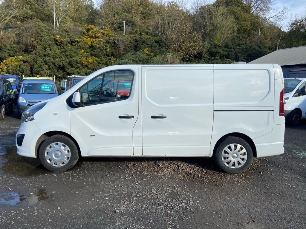 Used Vauxhall Vivaro 2015 for sale - 77436617: Photo 4