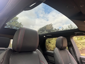 Used Land Rover Discovery Sport 2022 for sale - 79257637: Photo