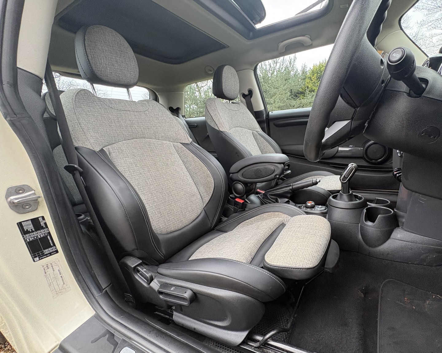 Used MINI Hatch 2020 for sale - 77494757: Photo 4