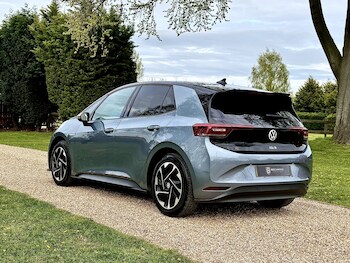 Used Volkswagen ID.3 2021 for sale - 78242688: Photo