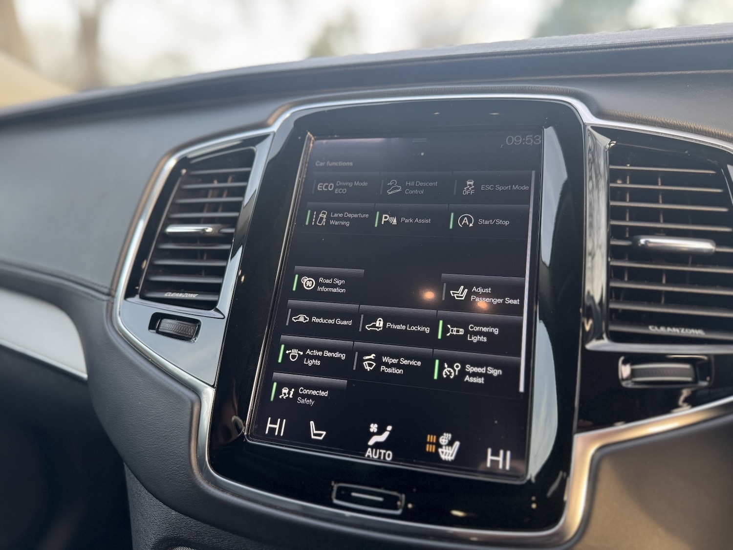 Used Volvo XC90 2015 for sale - 77103513: Photo 13