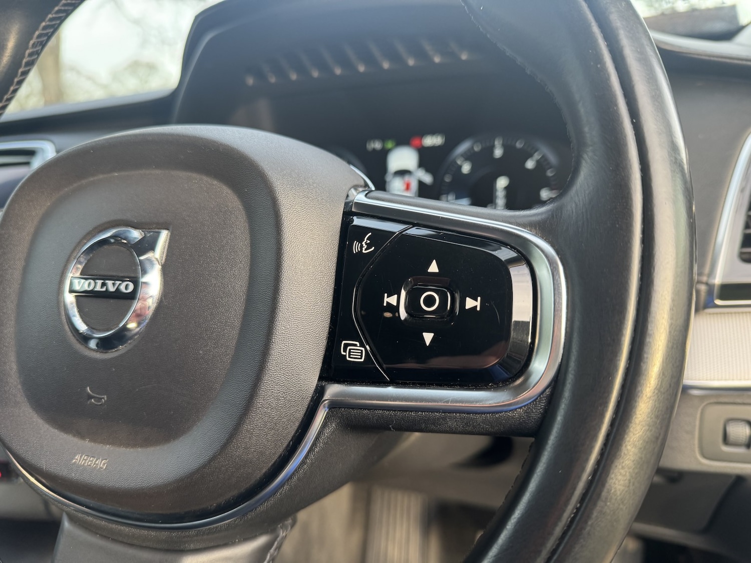 Used Volvo XC90 2015 for sale - 77103513: Photo 20