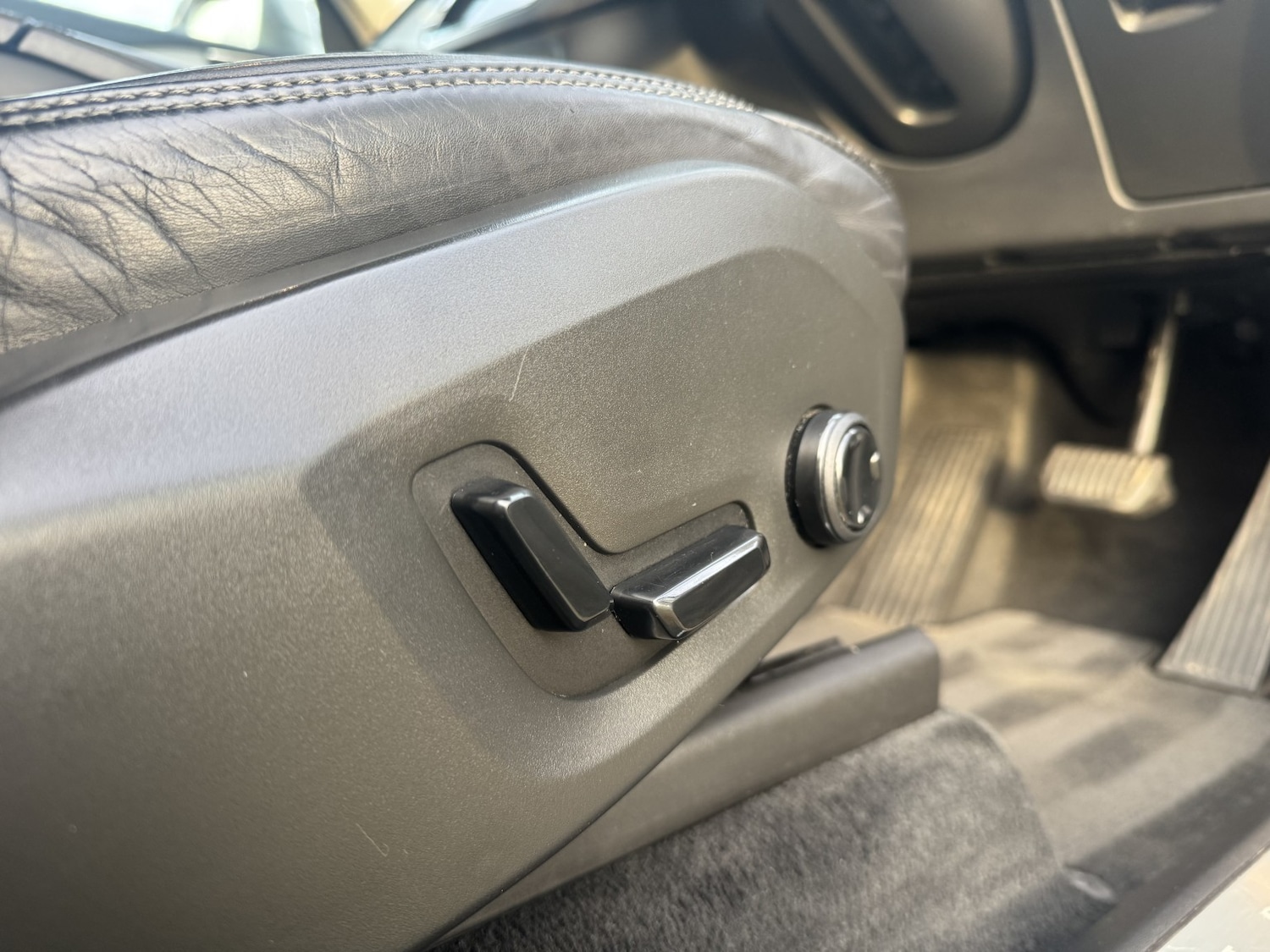 Used Volvo XC90 2015 for sale - 77103513: Photo 25