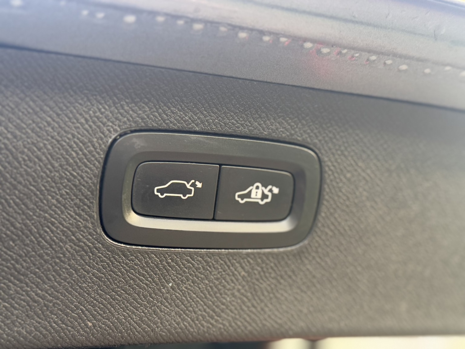 Used Volvo XC90 2015 for sale - 77103513: Photo 49