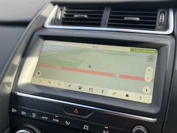 Used Jaguar E-Pace 2018 for sale - 77595420: Photo